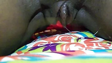 پیاری emo آدمی سنہرے بالوں والی نکی Sno ایف اے