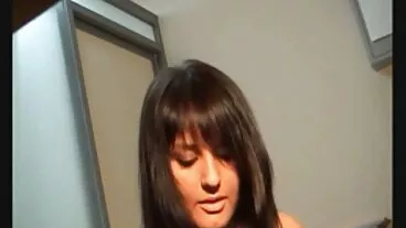 جنسی سرخ بالوں والی ماڈل برائٹن بلیز کے ساتھ اس کی بھوک کریک