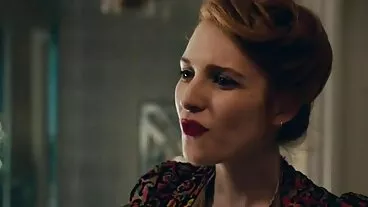 خوبصورت brunette یمل ایم