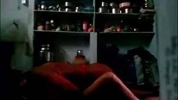 خوبصورت سرخ بالوں والی لڑکی بڑی چوچیان کے ساتھ موسم گرما میں ہارٹ ایک طویل عضو تناسل