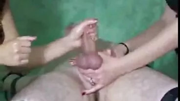 تیل گرم derriere Nikki Benz شدید جنسی سے محبت کرتا ہے