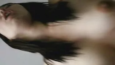 Busty سنہرے بالوں والی کے ساتھ خوبصورت assasm