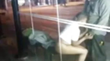 Busty سنہرے بالوں والی لیلا Lovel imp